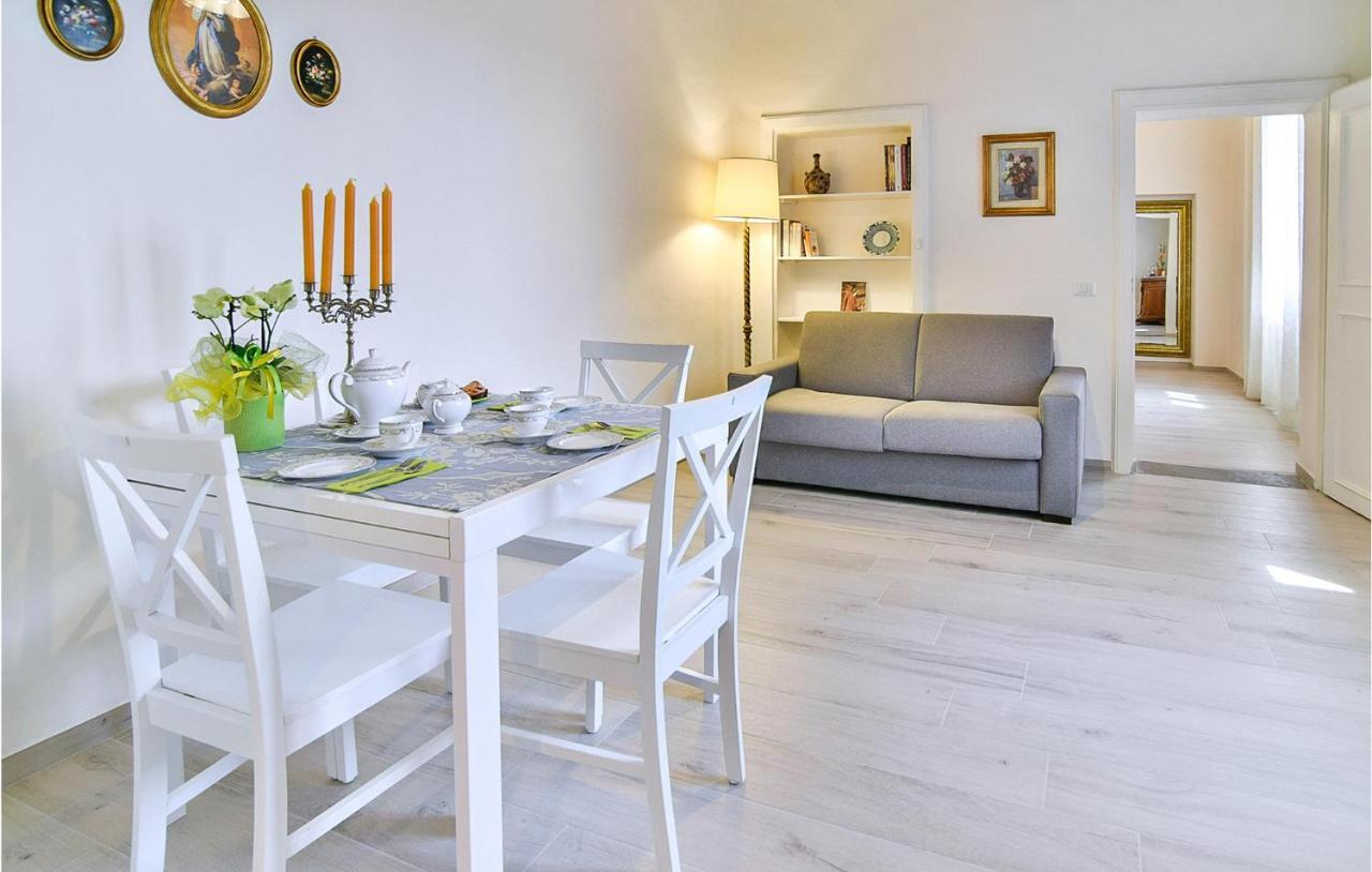 1 Bedroom Gorgeous Apartment In Arezzo Exterior foto