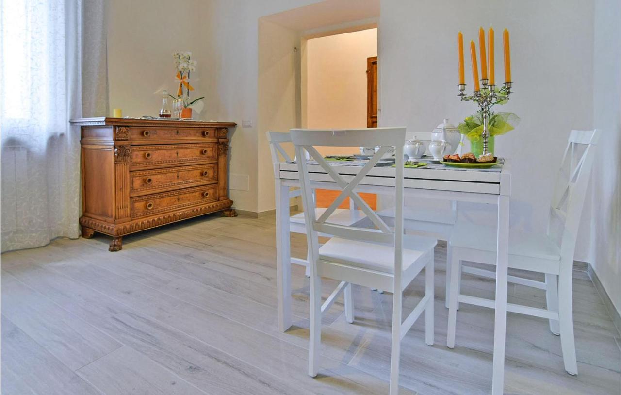 1 Bedroom Gorgeous Apartment In Arezzo Exterior foto